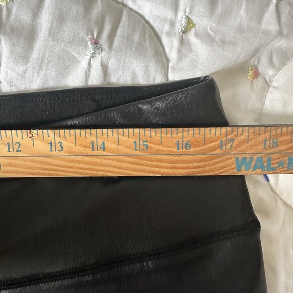 HOLLISTER faux leather fleece lined Pant leggings black XL - Picture 6 of 12